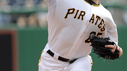 Pirates pitcher Kevin Hart pitches against the Cubs in an 8-5 loss at PNC Park yesterday.