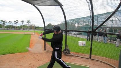 Pirates outfielder Brandon Moss takes his first batting practice since October knee surgery yesterday in Bradenton, Fla.