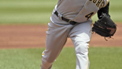 Pirates pitcher Ian Snell clarified some remarks concerning Class AAA Indianapolis catcher Erik Katz.