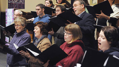 Among the two dozen members of the Pittsburgh Camerata: front row, from left, Susan Barclay, Lilnda Shaw, Bethann Dilione, Joy Hess; second row, Doug Chaffey, Guy Russo, Troy Bailey, Scott Thistle; rear, Kate Clark, Gail Luley, Jane Potter Baumer amnd Barbara Crigler.