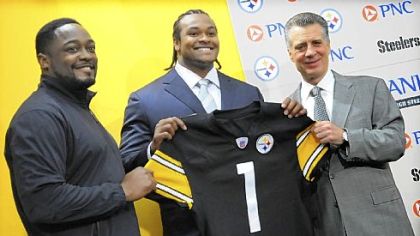 Coach Mike Tomlin and president Art Rooney II flank Missouri defensive tackle Ziggy Hood who is all smiles after being introduced as the Steelers' No. 1 pick in the first round of the NFL draft.