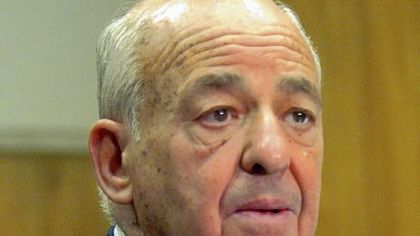Dr. Cyril H. Wecht