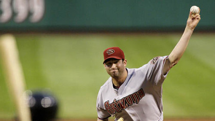 Diamondbacks pitcher Doug Davis throws in the sixth inning.