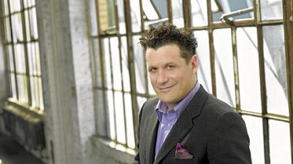 Isaac Mizrahi puts would-be designers to the test on "The Fashion Show."