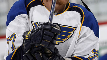 The Penguins have shown an interest in signing former Blues defenseman Jay McKee.
