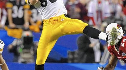 The Steelers signed tight end Heath Miller to a six-year contract extension worth $35.3 million.