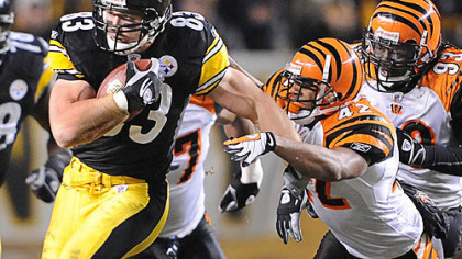 The Steelers signed tight end Heath Miller to a six-year contract extension.