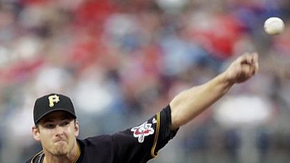 Pirates pitcher Zach Duke throws against the Phillies during the second inning of last night's game at Citizens Bank Park.