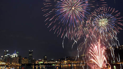 July 4 fireworks across the skyline of Pittsburgh last night.