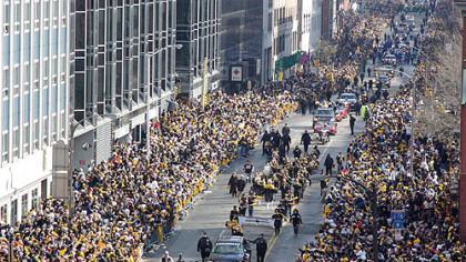 The Steelers Super Bowl parade progresses down the Boulevard of the Allies, Downtown.