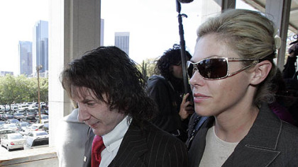 Phil and Rachelle Spector arrive at the Criminal Justice Center in Los Angeles in March. They met at a restaurant in 2003 and were married in September 2006.