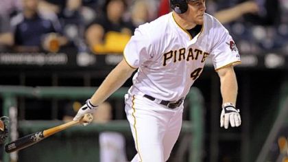 Brandon Moss helps make it 5-1 in the sixth with an RBI fielder's choice.