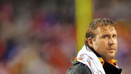 Ben Roethlisberger could do nothing but stand in the rain on the FedEx Field sideline last night.