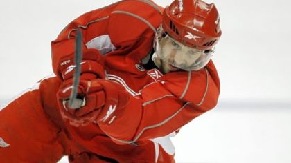Pavel Datsyuk practices yesterday in Detroit and is expected to play tonight in Game 6 tonight at Mellon Arena.