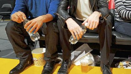 Former Pittsburgher Gene Hong attends a Lakers game with his roommate, Maroon 5 singer Adam Levine.