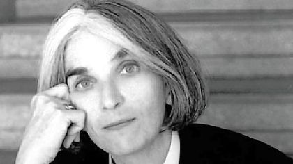 "About Face" author Donna Leon