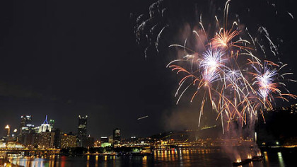 July 4 fireworks across the skyline of Pittsburgh last night.