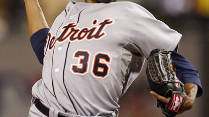 Edwin Jackson of the Tigers pitches during the fifth inning.