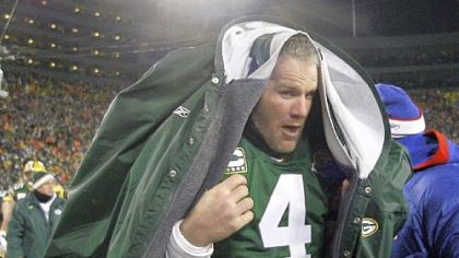 Brett Favre walks off the field Jan. 20, 2008.