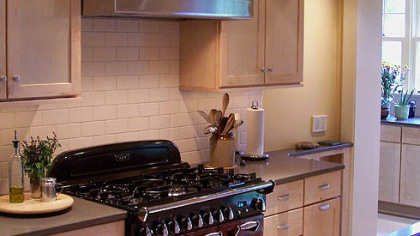 The Highland Park kitchen after the renovation.