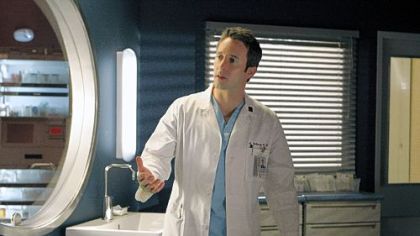 Alex O'Loughlin portrays Dr. Andy Yablonski on "Three Rivers," the CBS medical drama that is set in Pittsburgh.