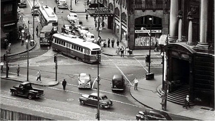 Diamond Market Street Cars and Wabash Terminal, 1951.